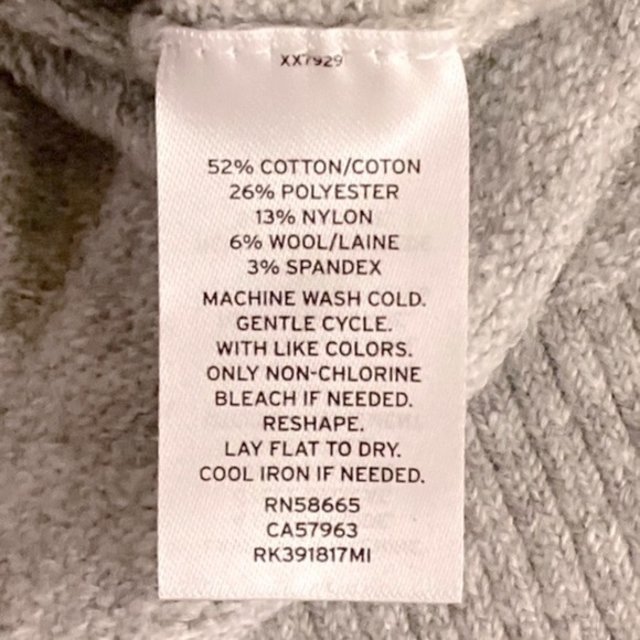 MELROSE & MARKET V-Neck Heather Grey Sweater - Picture 9 of 10